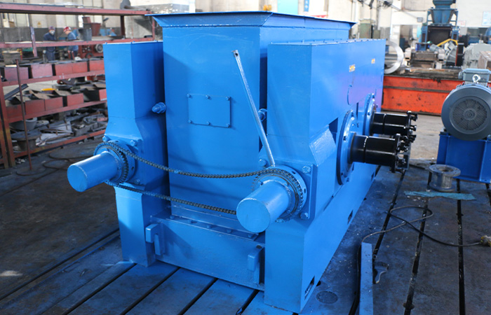 Double Plain-Roller Crusher