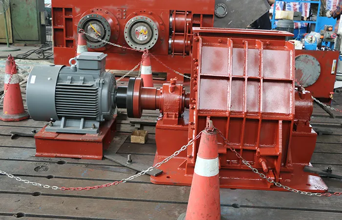 reversible impact hammer crusher